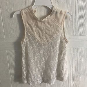 Lace Sleeveless Blouse
